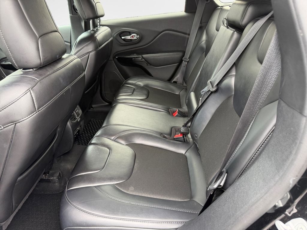 2019 Jeep Cherokee Altitude