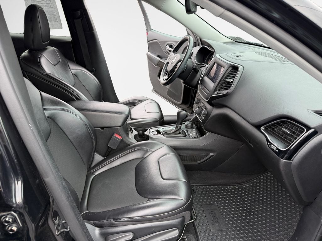 2019 Jeep Cherokee Altitude