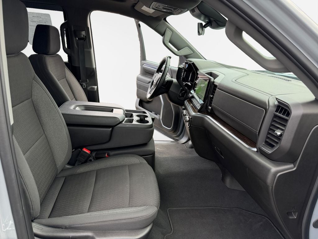 2025 GMC Sierra 1500 SLE