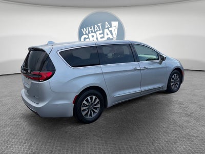2022 Chrysler Pacifica Hybrid Limited