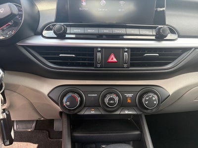 2022 Kia Forte LXS