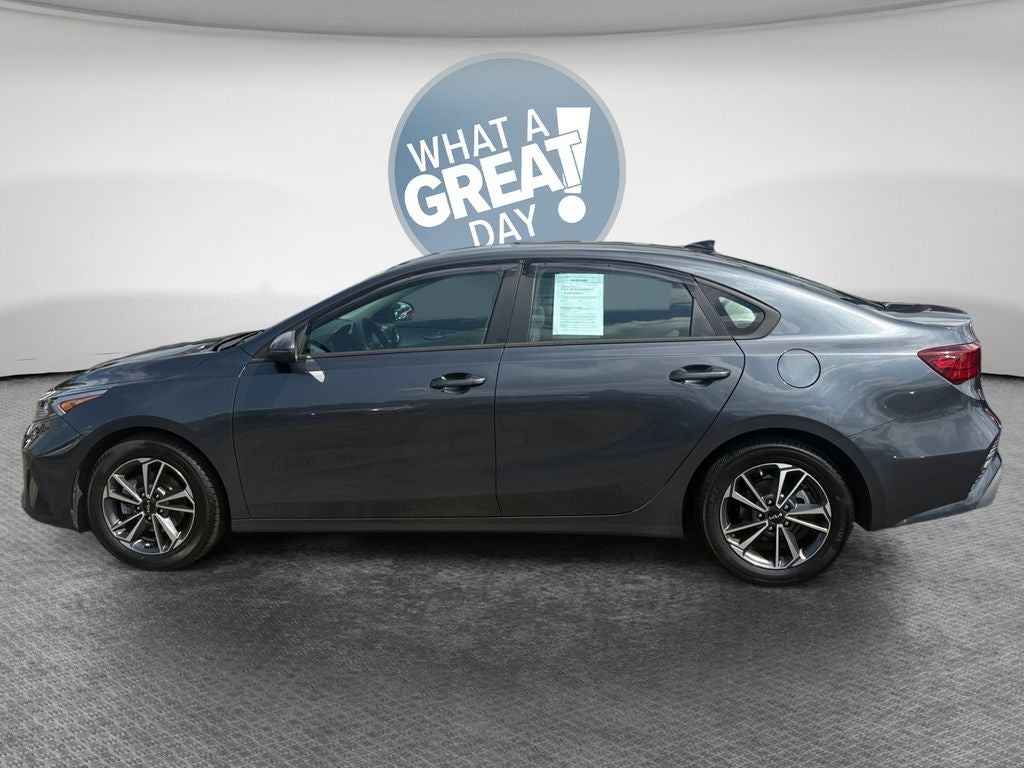 2022 Kia Forte LXS