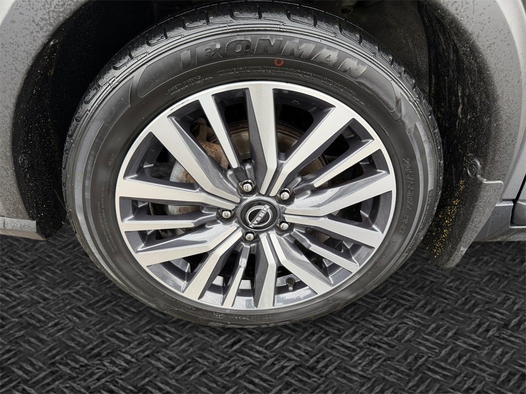 2022 Nissan Kicks SV