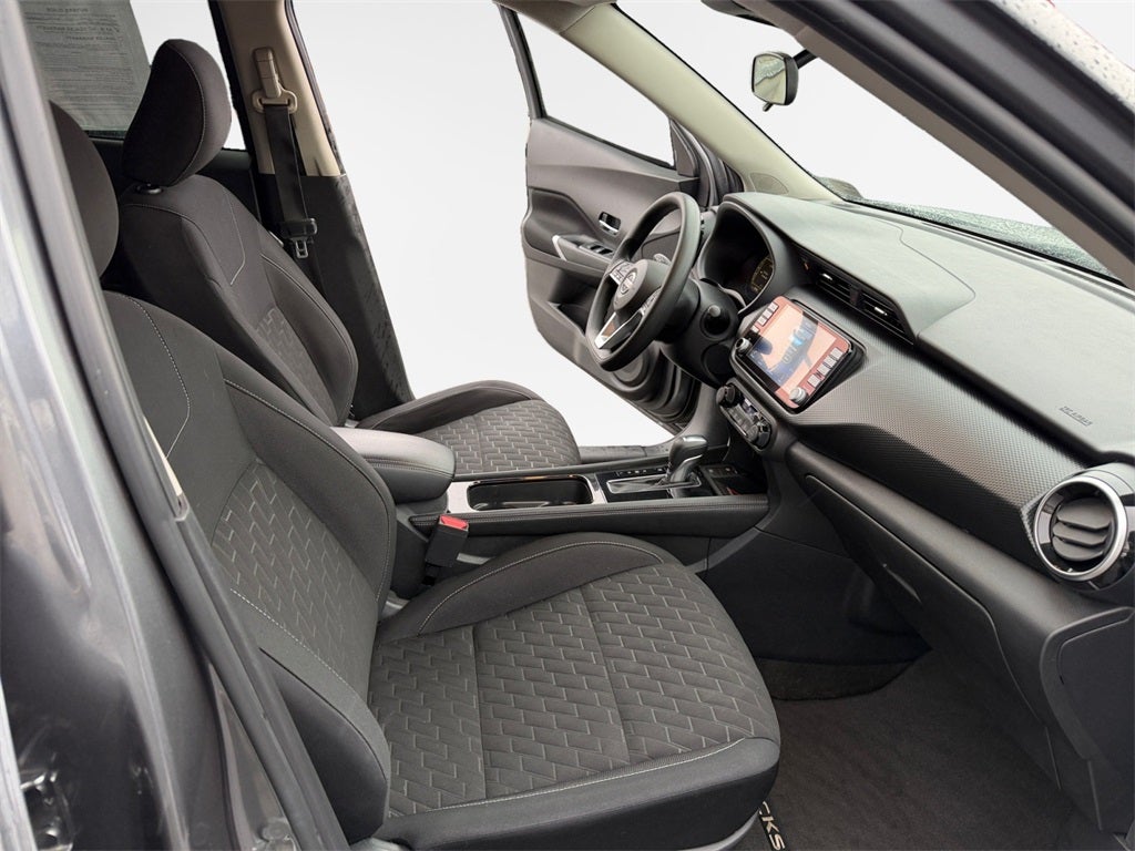 2022 Nissan Kicks SV