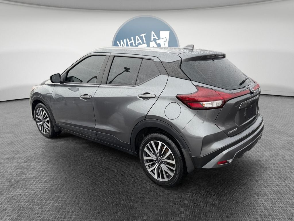 2022 Nissan Kicks SV