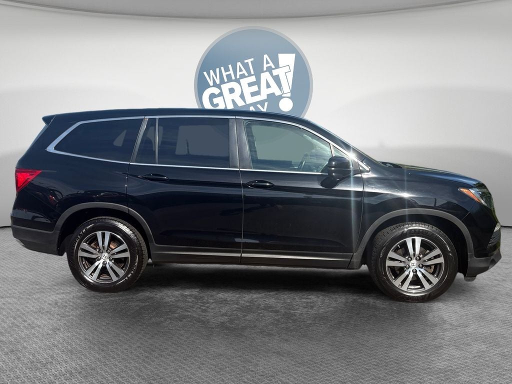 2016 Honda Pilot EX-L w/Rear Entertainment System