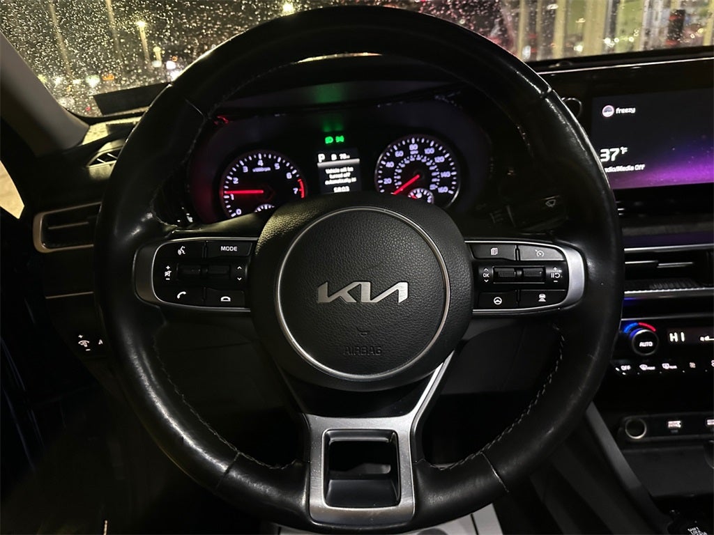 2022 Kia K5 EX