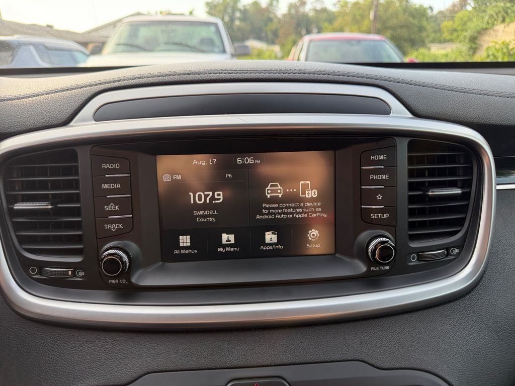 2019 Kia Sorento LX