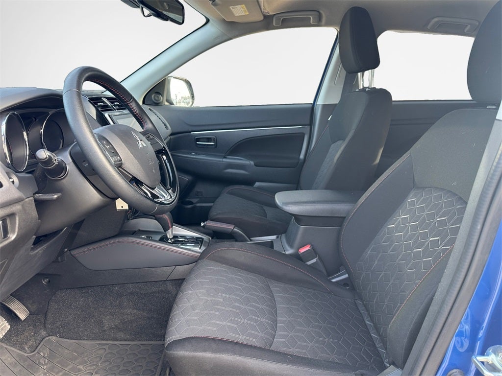 2024 Mitsubishi Outlander Sport 2.0 LE