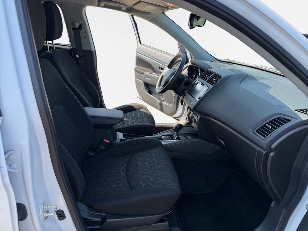2025 Mitsubishi Outlander Sport 2.0 ES