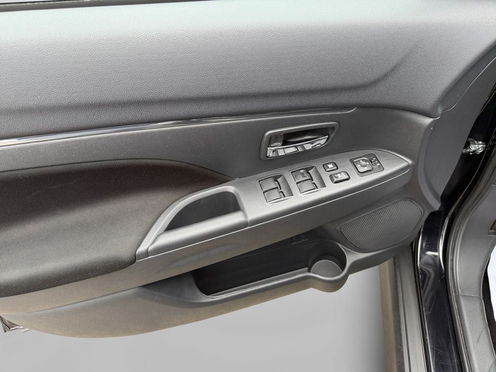 2025 Mitsubishi Outlander Sport 2.0 ES