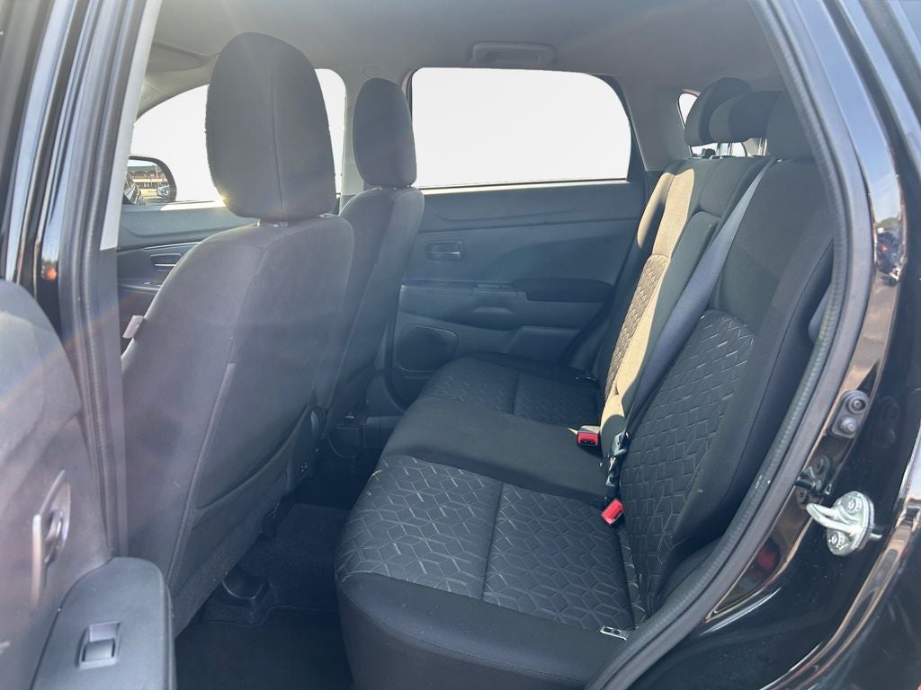 2023 Mitsubishi Outlander Sport 2.0 LE