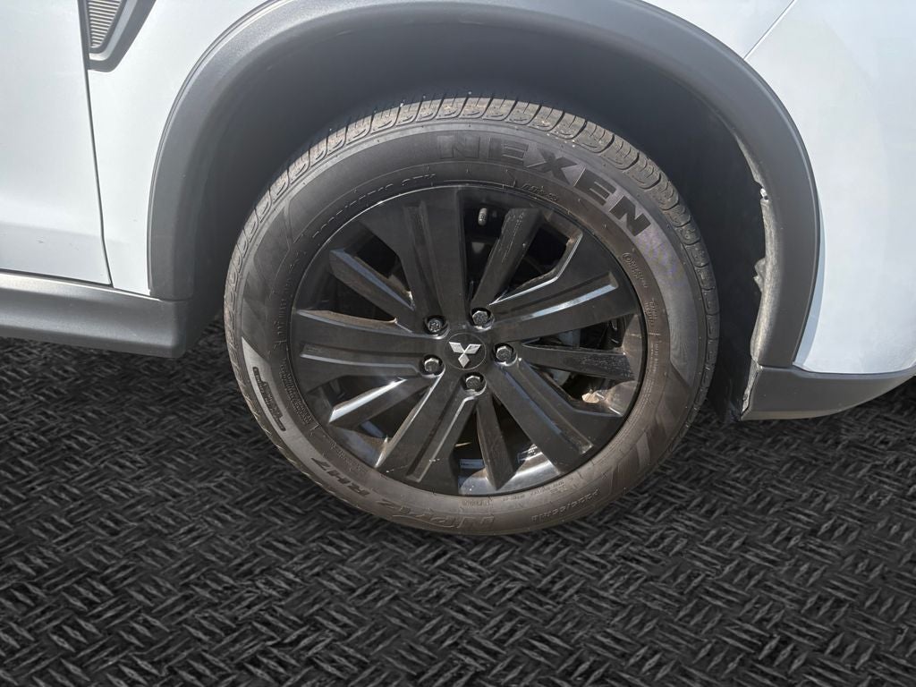 2025 Mitsubishi Outlander Sport 2.0 LE