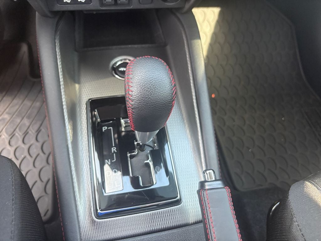 2025 Mitsubishi Outlander Sport 2.0 LE