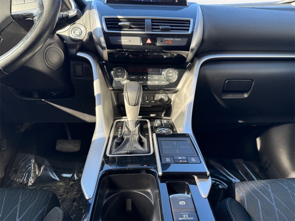 2020 Mitsubishi Eclipse Cross SE