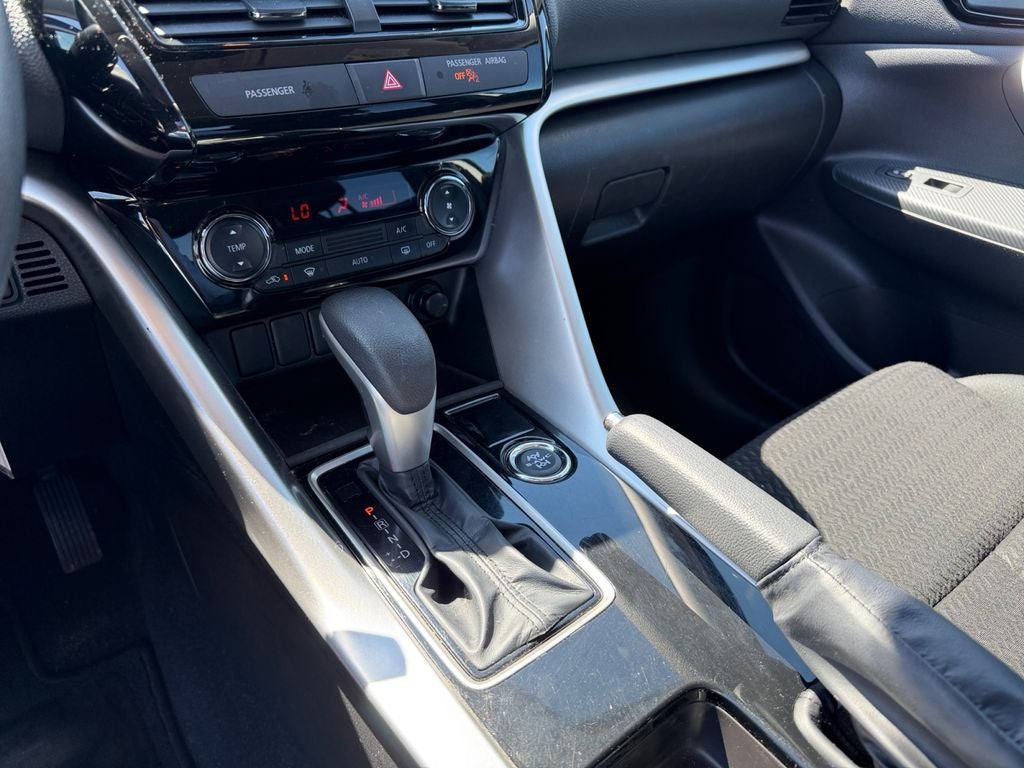 2024 Mitsubishi Eclipse Cross ES