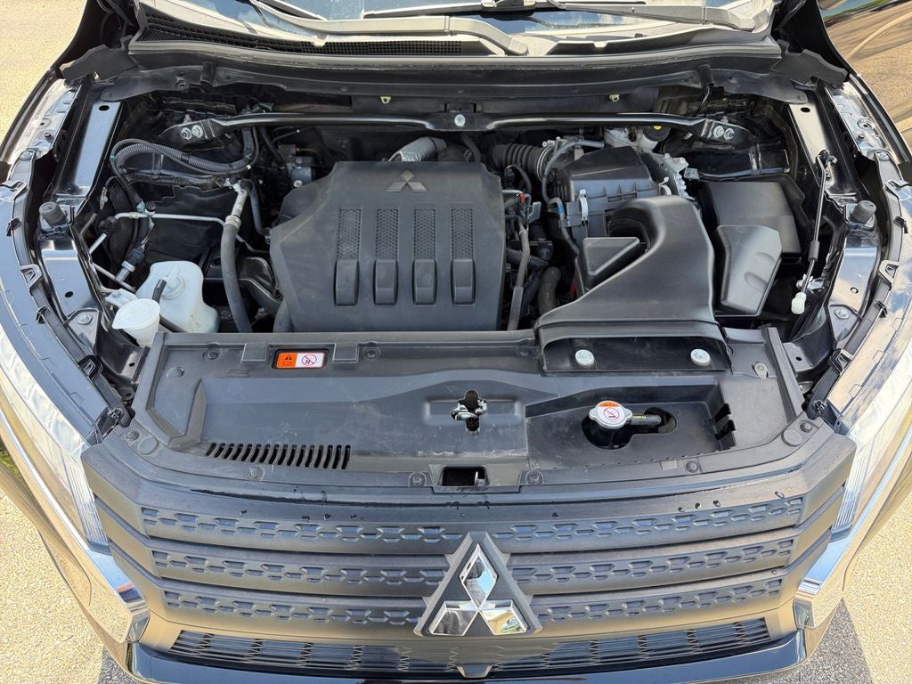2022 Mitsubishi Eclipse Cross LE