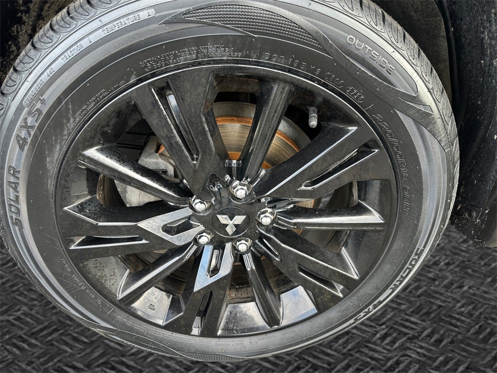 2023 Mitsubishi Eclipse Cross LE