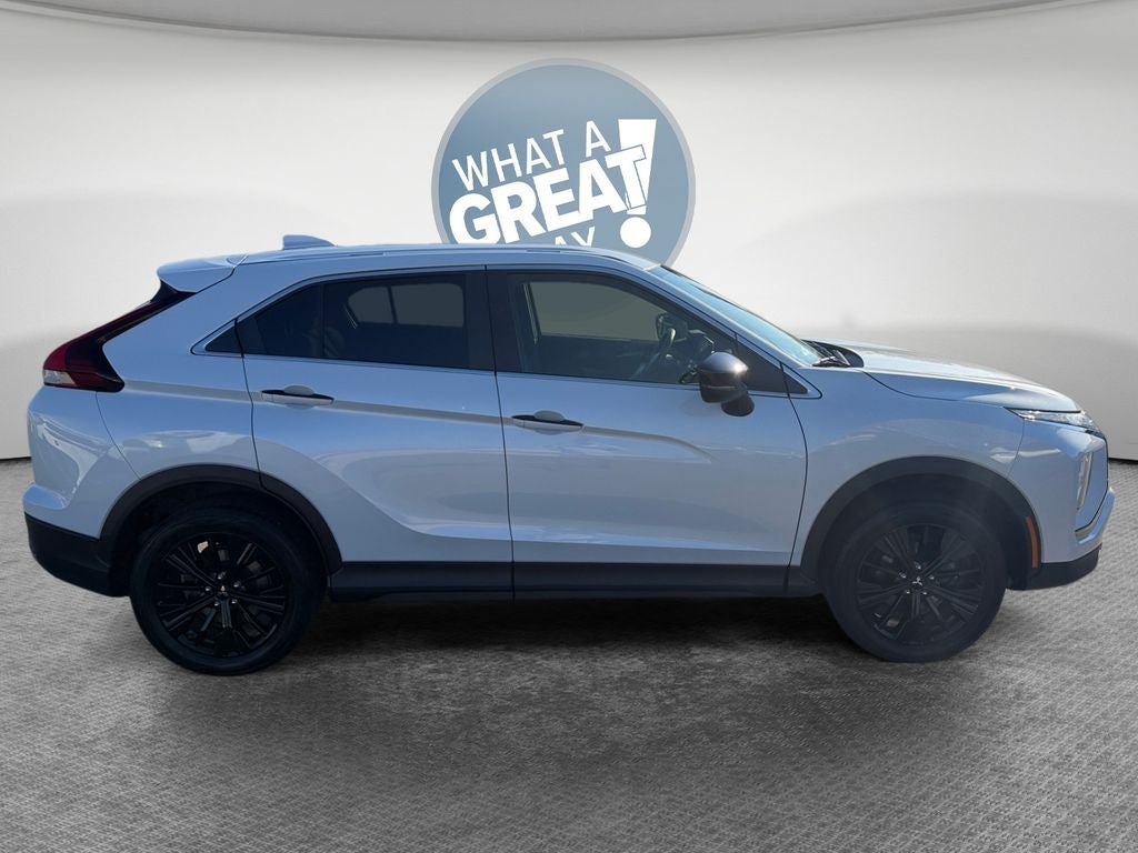 2022 Mitsubishi Eclipse Cross LE