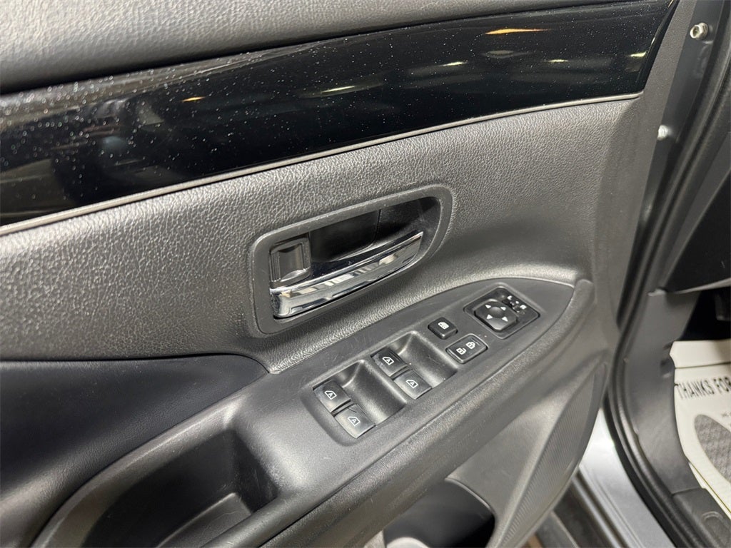 2020 Mitsubishi Outlander SE