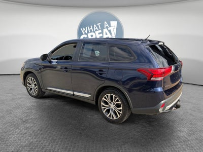 2016 Mitsubishi Outlander ES