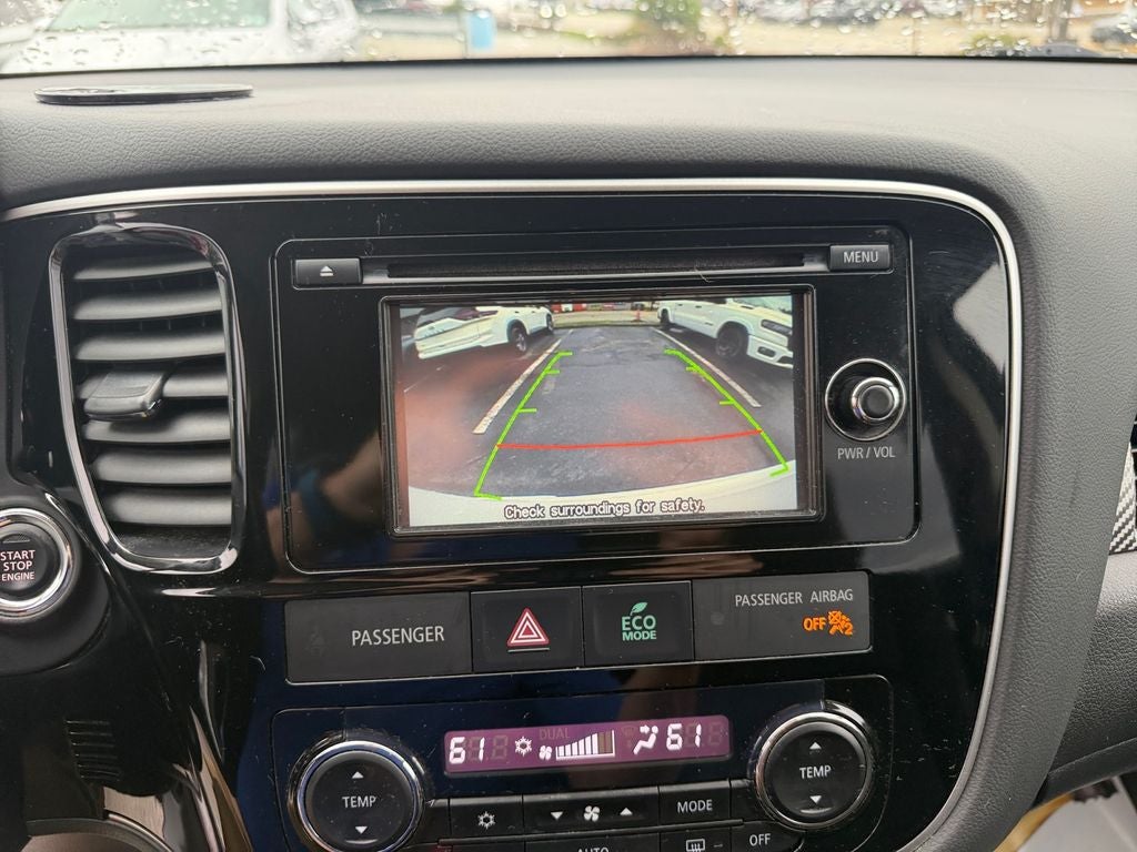 2015 Mitsubishi Outlander SE