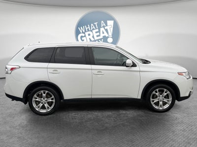 2015 Mitsubishi Outlander SE