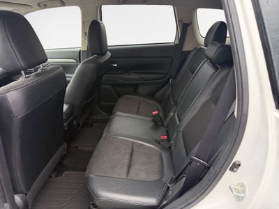 2015 Mitsubishi Outlander SE