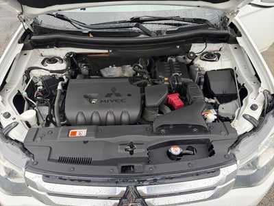 2015 Mitsubishi Outlander SE