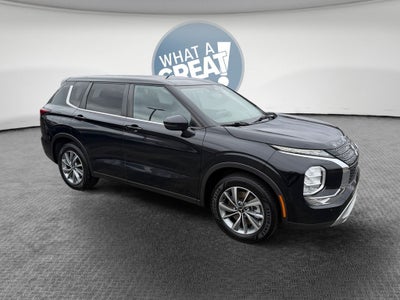 2022 Mitsubishi Outlander SE Launch Edition