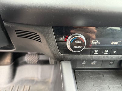 2022 Mitsubishi Outlander SE Launch Edition