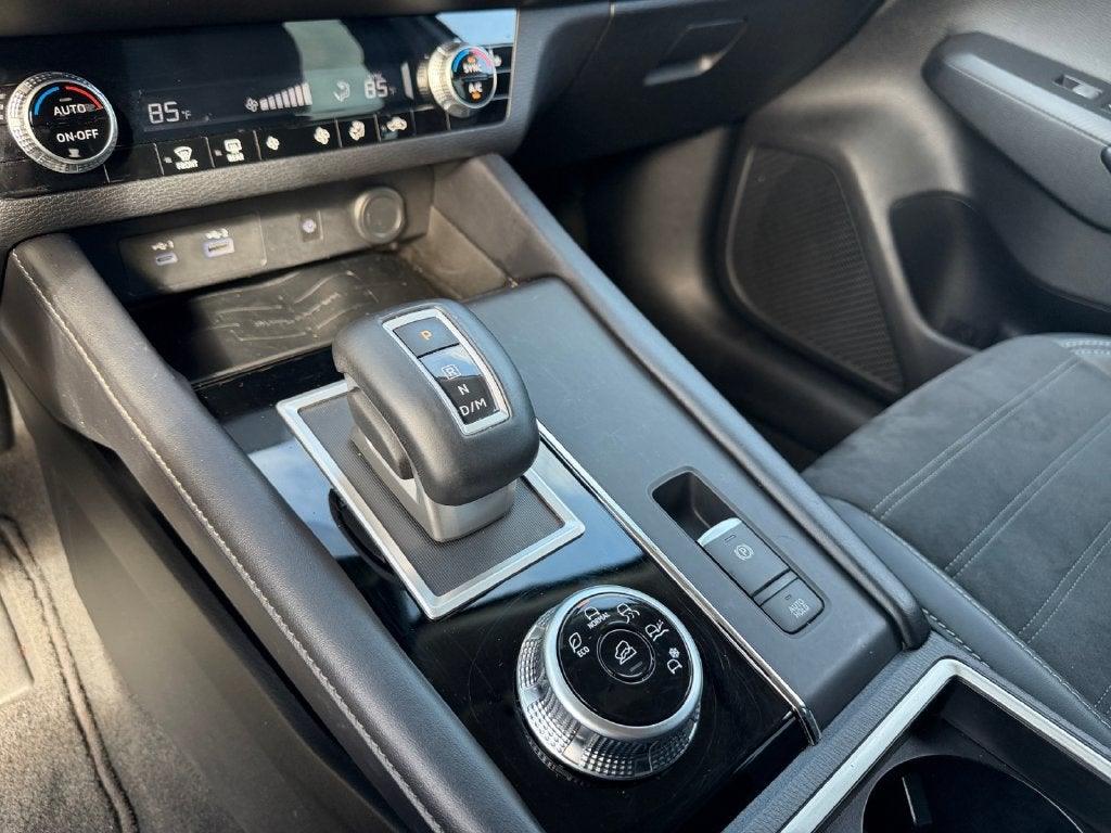 2022 Mitsubishi Outlander SE