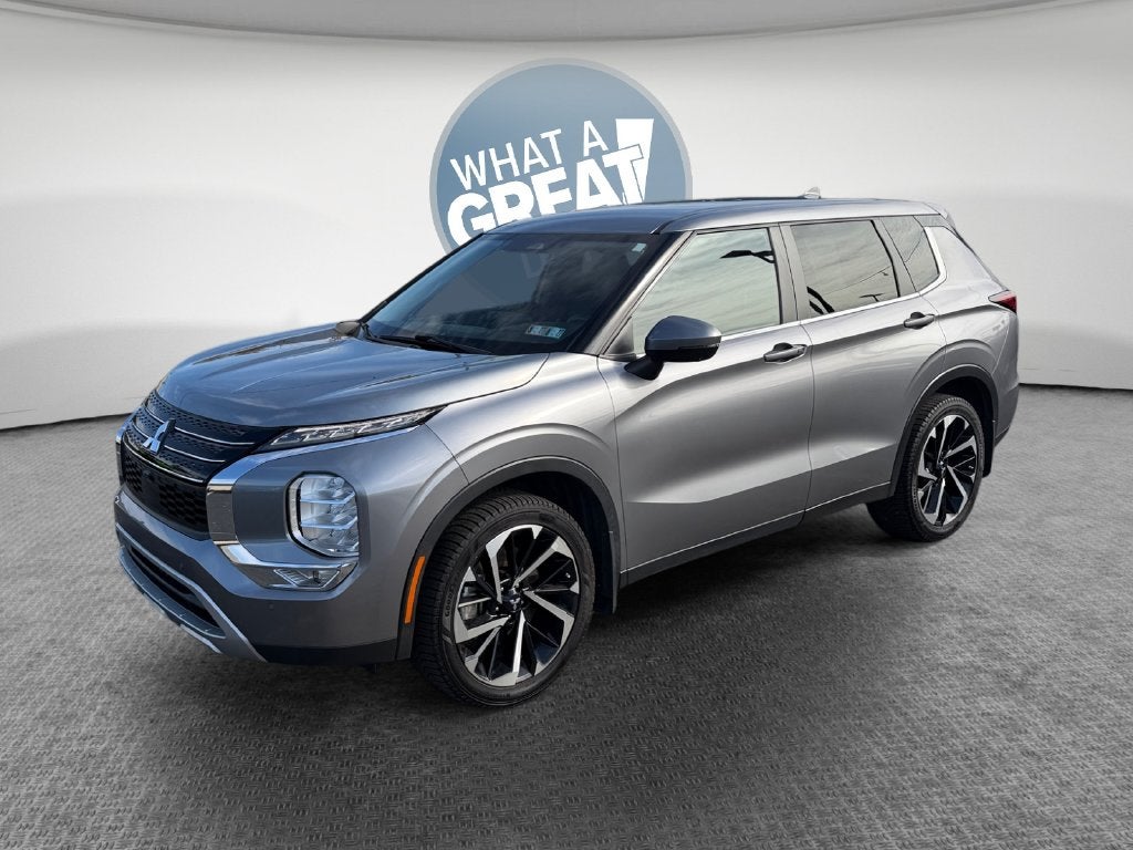 2022 Mitsubishi Outlander SE