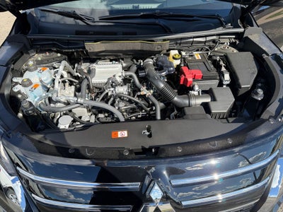 2026 Mitsubishi Outlander ES