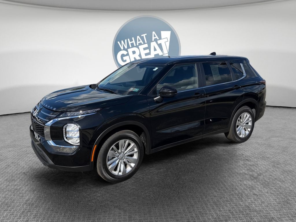 2026 Mitsubishi Outlander ES
