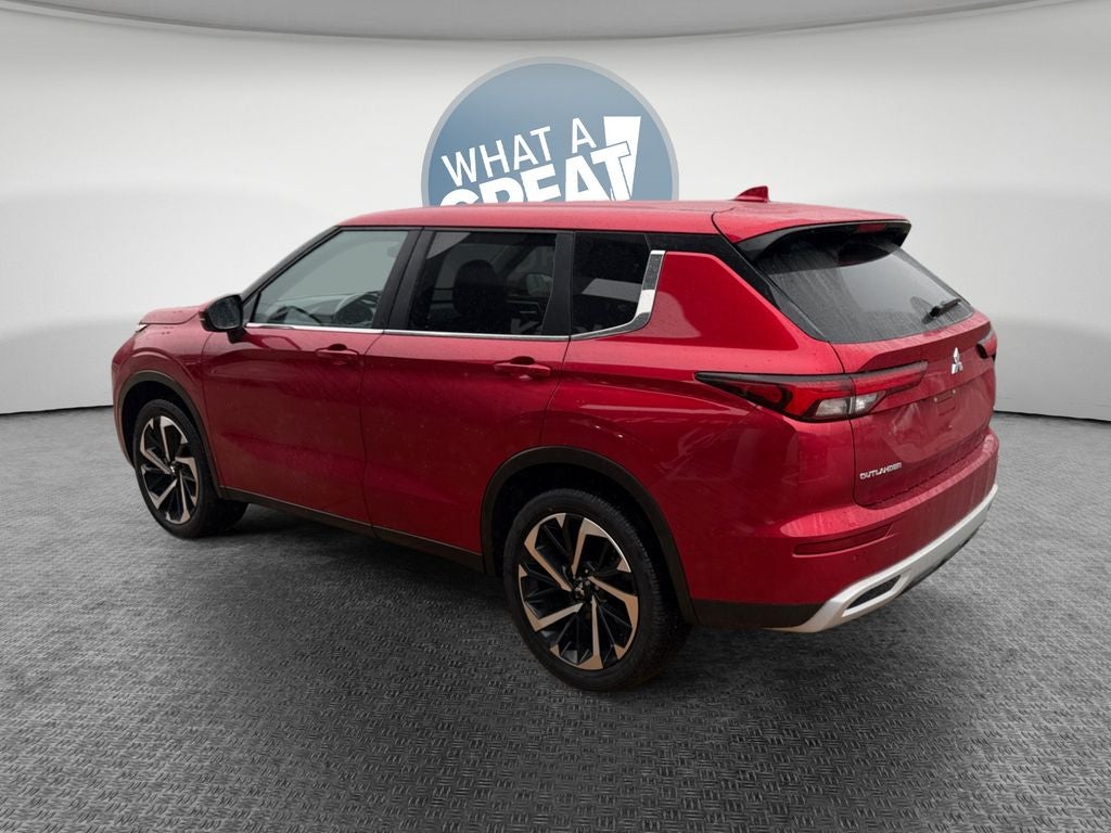 2024 Mitsubishi Outlander SE
