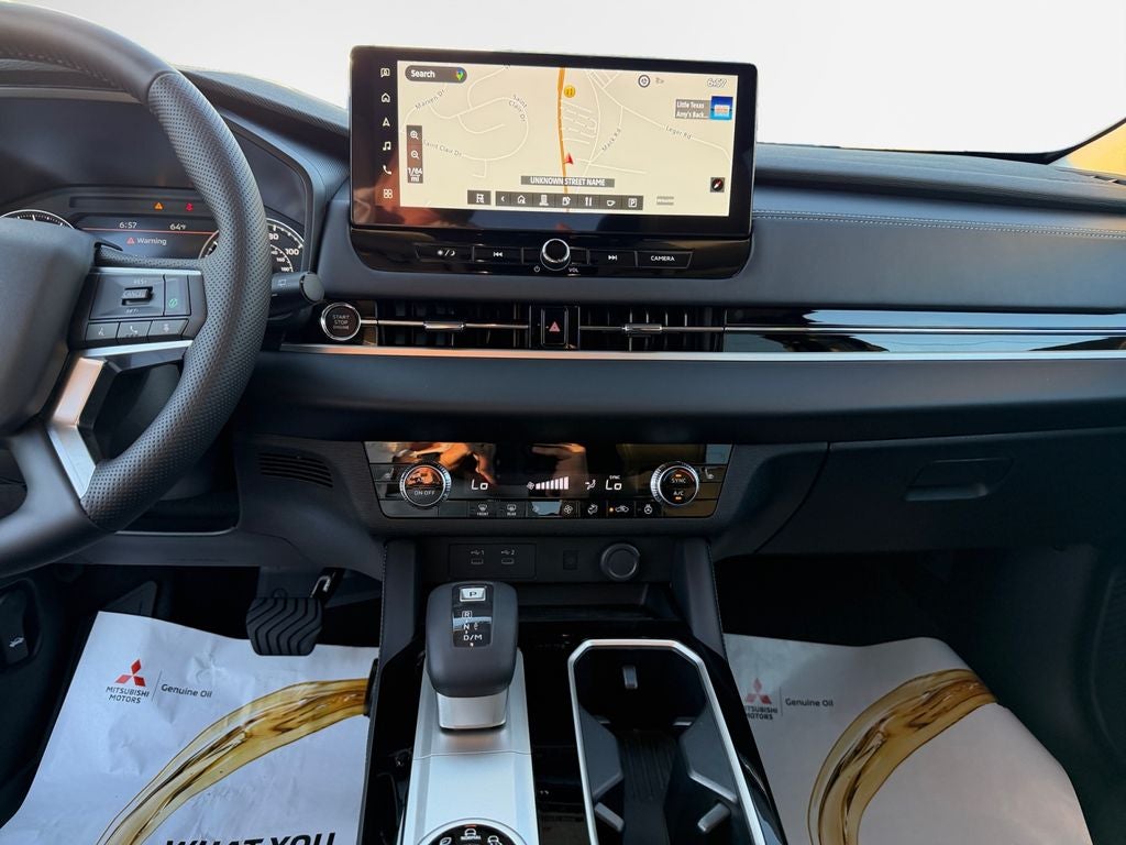 2026 Mitsubishi Outlander SE
