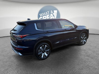 2026 Mitsubishi Outlander SE