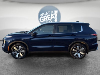 2026 Mitsubishi Outlander SE