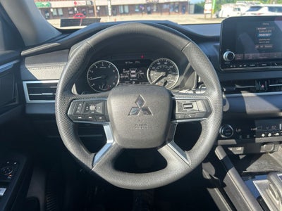 2022 Mitsubishi Outlander ES CONVENIENCE PACKAGE