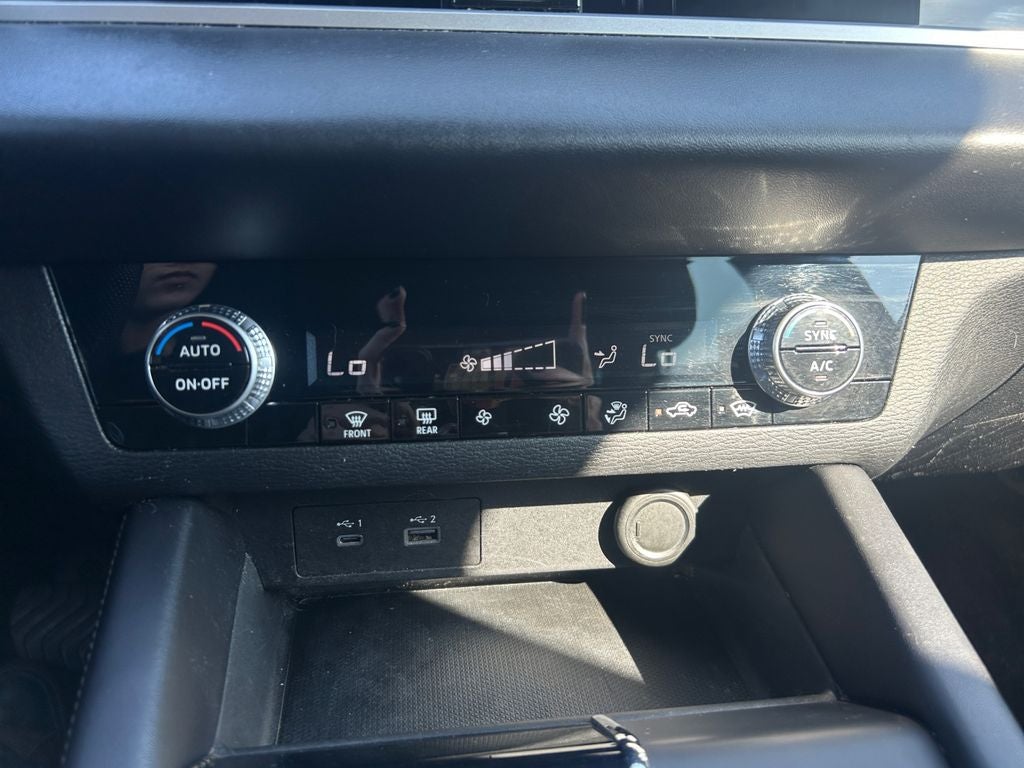 2022 Mitsubishi Outlander ES CONVENIENCE PACKAGE