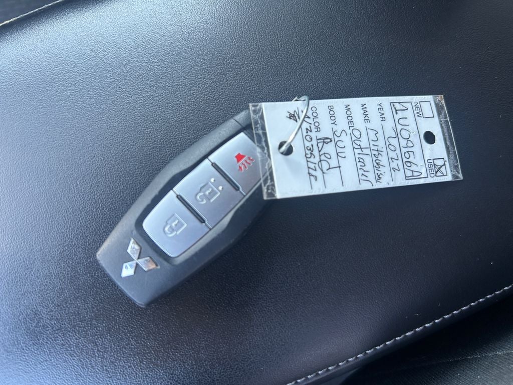 2022 Mitsubishi Outlander ES CONVENIENCE PACKAGE