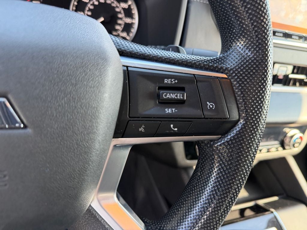 2022 Mitsubishi Outlander ES
