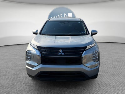 2022 Mitsubishi Outlander ES