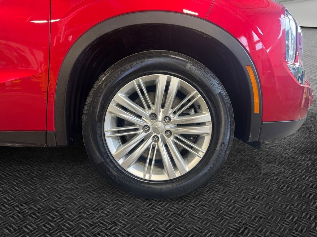 2022 Mitsubishi Outlander ES