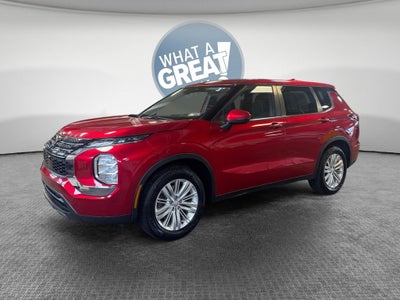 2022 Mitsubishi Outlander ES