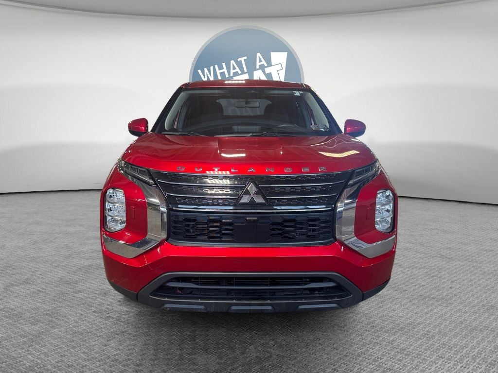 2022 Mitsubishi Outlander ES