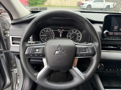 2022 Mitsubishi Outlander ES CONVENIENCE PACKAGE