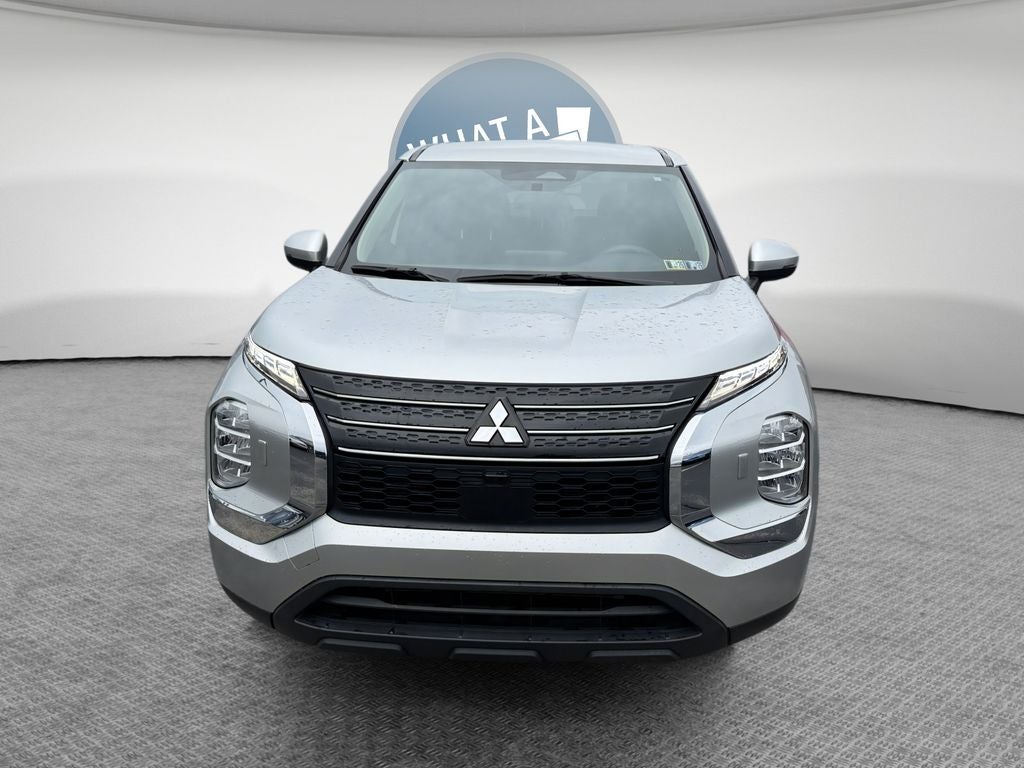 2022 Mitsubishi Outlander ES CONVENIENCE PACKAGE