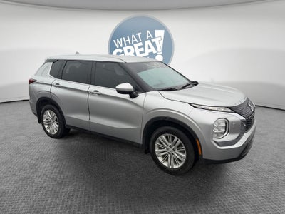 2023 Mitsubishi Outlander ES